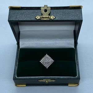 14k Diamond ring